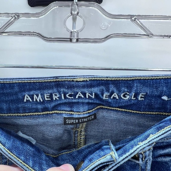 American Eagle Outfitters Distressed High Rise Jegging Medium Wash Jean Size 2 - Picture 8 of 9